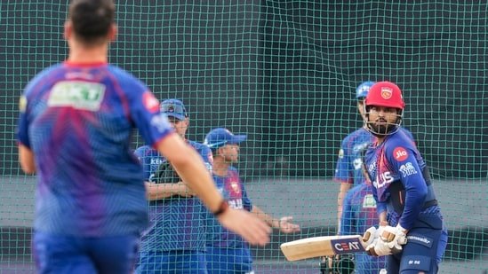 GT vs PBKS LIVE Score IPL 2026: Shreyas Iyer warms up in practice before PBKS' match vs GT.