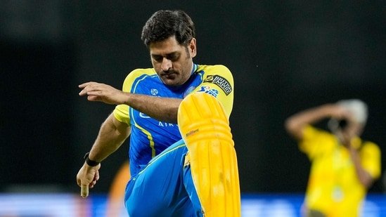 CSK vs SRH LIVE Score, IPL 2026: Chennai Super Kings' MS Dhoni was seen in a practice session ahead of the match.