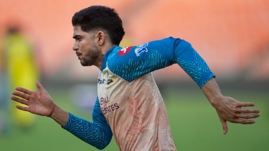 Gujarat Titans vs Chennai Super Kings LIVE Score IPL 2026: Shubman Gill warms up ahead of GT's crucial encounter vs CSK.
