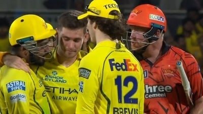 Sanju Samson and Heinrich Klaasen were involved in a heated exchange. (X images)