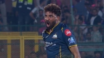 Mohammed Siraj was all charged up after dismissing Vaibhav Sooryavanshi. (X Image)