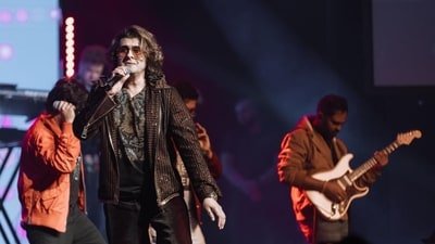 Sonu Nigam performed his hit songs at the Kolhapur concert this weekend. (HT_PRINT)