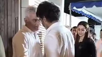 After stepping out of his vehicle, Vijay was seen hugging Ajith Kumar before entering the house.