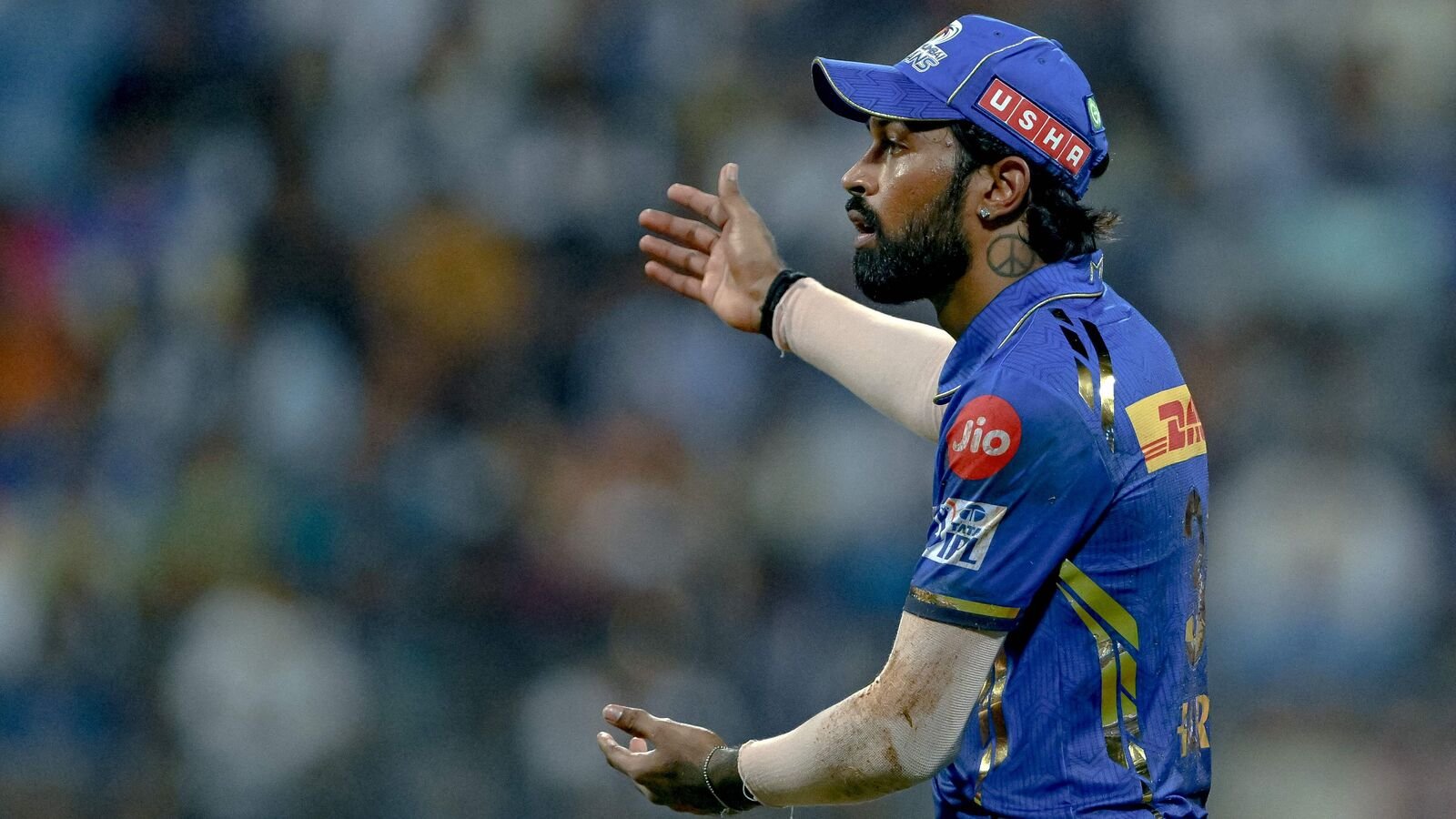 Hardik Pandya Under Pressure as Mumbai Indians Consider Major Leadership Change
