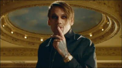 Beartooth singer Caleb Shomo comes out as gay: ‘It’s been difficult to navigate the feelings’