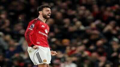Bruno Fernandes crowned Premier League Player of the Season