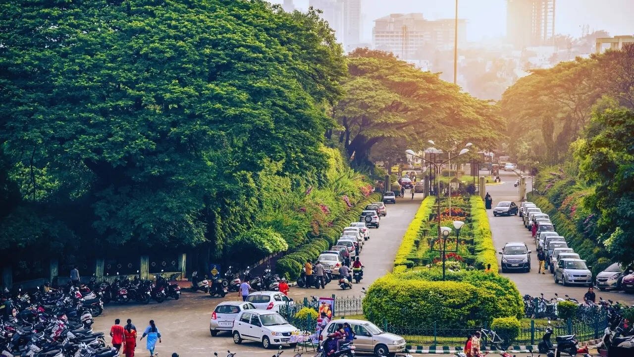 Busy street in Bengaluru