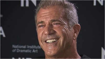 Quote of the day by Mel Gibson: ‘The thing we're all looking for is happiness... even for five minutes a day, we're very lucky’