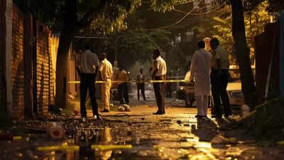 21-year-old UP woman burnt alive by lover, his kin; dies at Delhi hospital with 90% burns