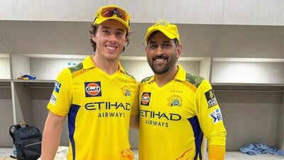 Dewald Brevis with MS Dhoni (Dewald Brevis's Instagram) IPL 2026 | Dewald Brevis recalls MS Dhoni’s four-year-old tip: 'That's been the one piece of advice'