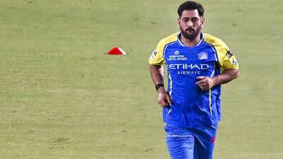IPL 2026 | Will MS Dhoni play vs DC? CSK bowling coach's blunt 'above my pay grade' reply goes viral