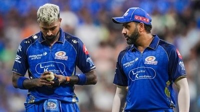MI's decision to replace Rohit Sharma (right) with Hardik Pandya as their captain hasn't paid off (PTI) MI's decision to replace Rohit Sharma (right) with Hardik Pandya as their captain hasn't paid off (PTI)