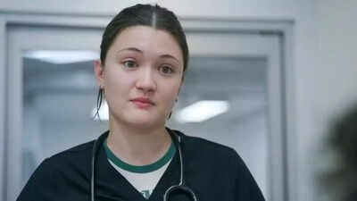 ‘The Pitt’ star Isa Briones says ‘Y’all are pissin’ me off’, scolds fans for yelling during her Broadway performance