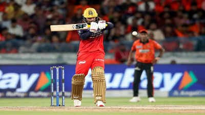 IPL 2026: RCB captain Rajat Patidar overtakes Chris Gayle in explosive six-hitting feat
