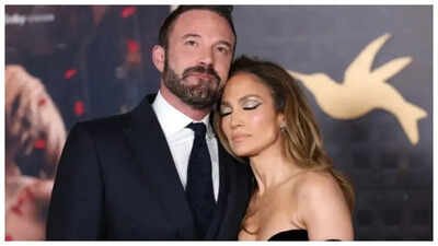 Jennifer Lopez slashes price on Beverly Hills mansion; lists former love nest for USD 50 million after Ben Affleck transfers ownership