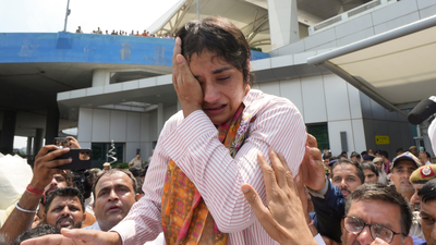 WFI issues a show-cause notice to wrestler Vinesh Phogat. (PTI photo) ‘She made nation proud’: Supreme Court allows Vinesh Phogat to compete in Asian Games trials
