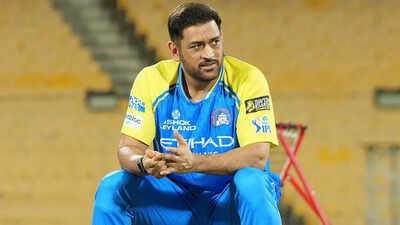 IPL 2026: Why is MS Dhoni missing from CSK dugout? Hussey reveals selfless call