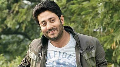 Filmmaker Raj Chakraborty announces decision to quit politics after poll setback