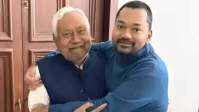 8 weeks into politics, Nitish Kumar's son Nishant Kumar may join Bihar cabinet today