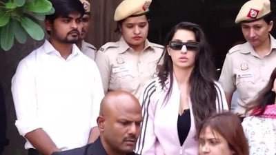 The Hindi version of the song Sarke Chunar was released on March 15 on YouTube.