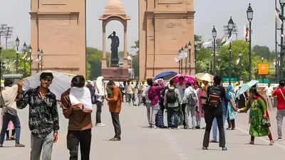Furnace-like conditions return to Delhi-NCR: IMD predicts scorching days, gusty winds and dust storms till Friday