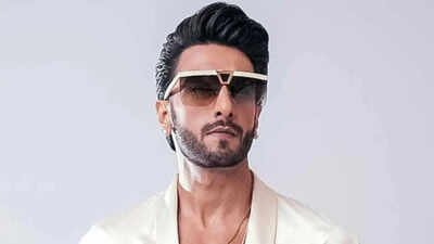 Ranveer Singh has not acquired rights of 'The Immortals Of Meluha', clarifies Amish Tripathi: 'I have huge respect...'