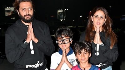 Riteish Deshmukh with his family