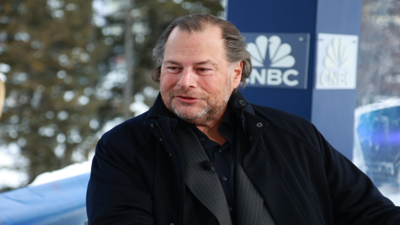 As Salesforce stock struggles, CEO Marc Benioff has a 'message' for investors: You can look around for great opportunities in the market, but Salesforce is ...