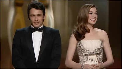 When Anne Hathaway’s mom corrected her posture during the Academy Awards ‘in front of a billion people’