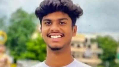 BTech student chased, stabbed multiple times over relationship in Hyderabad, dies