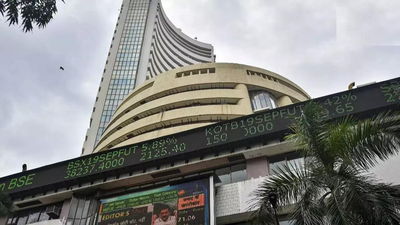 File photo M-cap: Reliance leads gains as 6 of top-10 most-valued firms add Rs 74,111 crore in a week