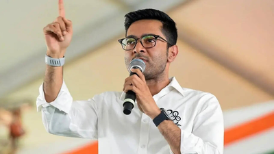. 'Illegal' notice pasted on Abhishek's properties