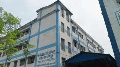 West Bengal Chief Minister Suvendu Adhikari has announced a new "detect-delete-deport" policy targeting illegal immigrants, including Bangladeshis and Rohingyas. What are Bengal’s new ‘holding centres’? How Suvendu Adhikari govt plans mass deportation of illegal immigrants