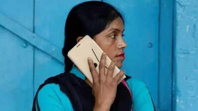 Indian women using internet doubled to 64% in 4 years