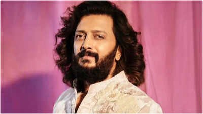 Riteish Deshmukh APOLOGISES for dancing in Shivaji Maharaj T-shirt at 'Raja Shivaji' success party, denies ALCOHOL claims