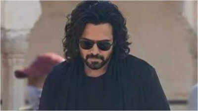 Emraan Hashmi wraps shoot for 'Awarapan 2'; film to hit theatres on August 14