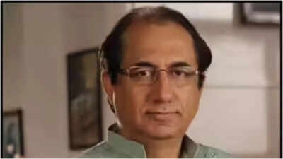 'Seekh lo acting': Lalit Parimoo dishes out blunt advice to Janhvi Kapoor, Ananya Panday and Shanaya Kapoor amid trolling