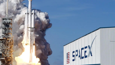 Elon Musk Tears Up IPO Rulebook: SpaceX Fixes Share Price Before Investor Meetings Elon Musk Tears Up IPO Rulebook: SpaceX Fixes Share Price Before Investor Meetings