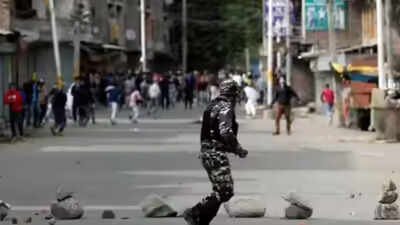 Two policemen injured in stone-pelting by villagers in UP's Muzaffarnagar