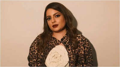 'Gaaliyaan rukni nahi chahiye': Mallika Dua loses her cool over Pranit More, 'Rs 370 biryani' remark and KEM doctor controversy