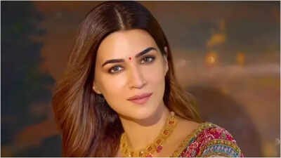 Bollywood actress Kriti Sanon, along with her sister Nupur and mother Geeta Sanon, sold four apartments in Andheri West, Mumbai, to filmmaker Mukesh Chhabra for Rs 8.9 crore. The family had bought these apartments between 2013 and 2017 for Rs 4.31 crore, making a profit of nearly 107%. Kriti Sanon's family doubles their money, sells four Mumbai apartments for Rs 8.9 crore