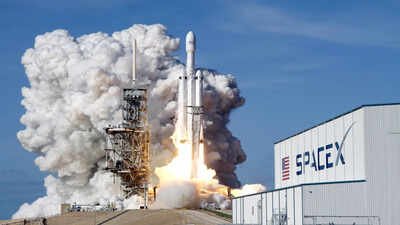 SpaceX's $75 billion IPO could get an $11 billion boost — here's how