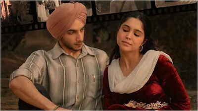 A man seen crying while meeting Imtiaz Ali and Vedang Raina at a 'Main Vaapas Aaunga' screening was accused of being paid for promotion. Dushyant Arora, a lawyer, denied the claims and revealed he had recently lost his grandmother to Alzheimer's, the same condition depicted in the film. 'Main Vaapas Aaunga': Man accused of being paid to cry at Imtiaz Ali's film screening clarifies viral emotional video with Vedang Raina, says 'I’m the guy, not hired'
