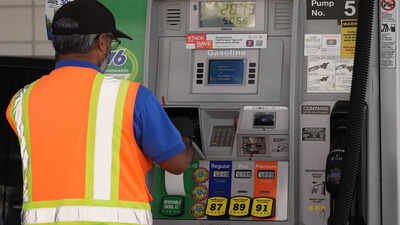 US gas dips below $4 again, yet household budgets remain under pressure