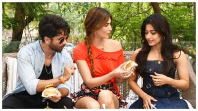 ‘Cocktail 2’ Twitter review: Shahid Kapoor, Kriti Sanin, Rashmika Mandanna starrer divides netizens over its 'triangle' love story (Image Credit: Instagram/Yogen Shah) ‘Cocktail 2’ Twitter review: Shahid Kapoor, Kriti Sanin, Rashmika Mandanna starrer divides netizens over its 'triangle' love story