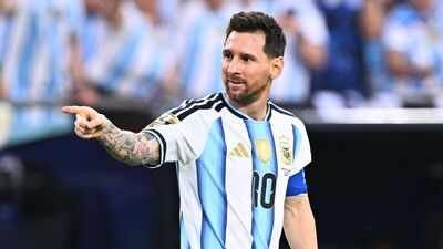 A Brazil fan sparked online buzz after placing Lionel Messi's Argentina jersey on Philadelphia's Rocky Balboa statue, a tradition believed by some rival supporters to jinx opponents. The stunt came as Argentina prepares to face Austria after Messi's historic hat trick against Algeria. Meanwhile, Brazil climbed to the top of Group C with a 3-0 win over Haiti and will next face Scotland in the FIFA World Cup. Brazil fan declares war on Lionel Messi's World Cup dream with bizarre Rocky Balboa stunt