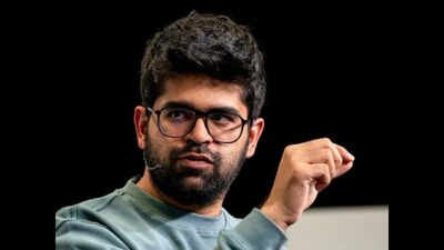 Aravind Srinivas, Perplexity co-founder and CEO, on the founder habit he had to learn and then unlearn. Perplexity CEO Aravind Srinivas: One founder habit that I had to learn and then unlearn is…