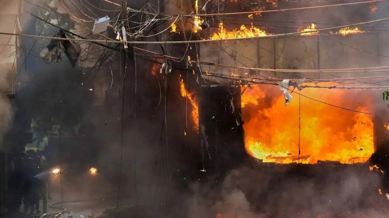 Malviya Nagar hotel fire