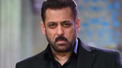 Salman Khan was mentally, emotionally drained after Baba Siddiqui's demise, rib injury, still showed up on Sikandar set, says his co-star praising the actor