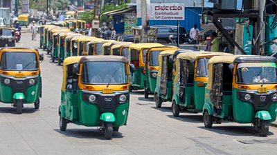 Delhi cabinet clears new EV policy: Only electric autos from 2027, e-two-wheelers from 2028